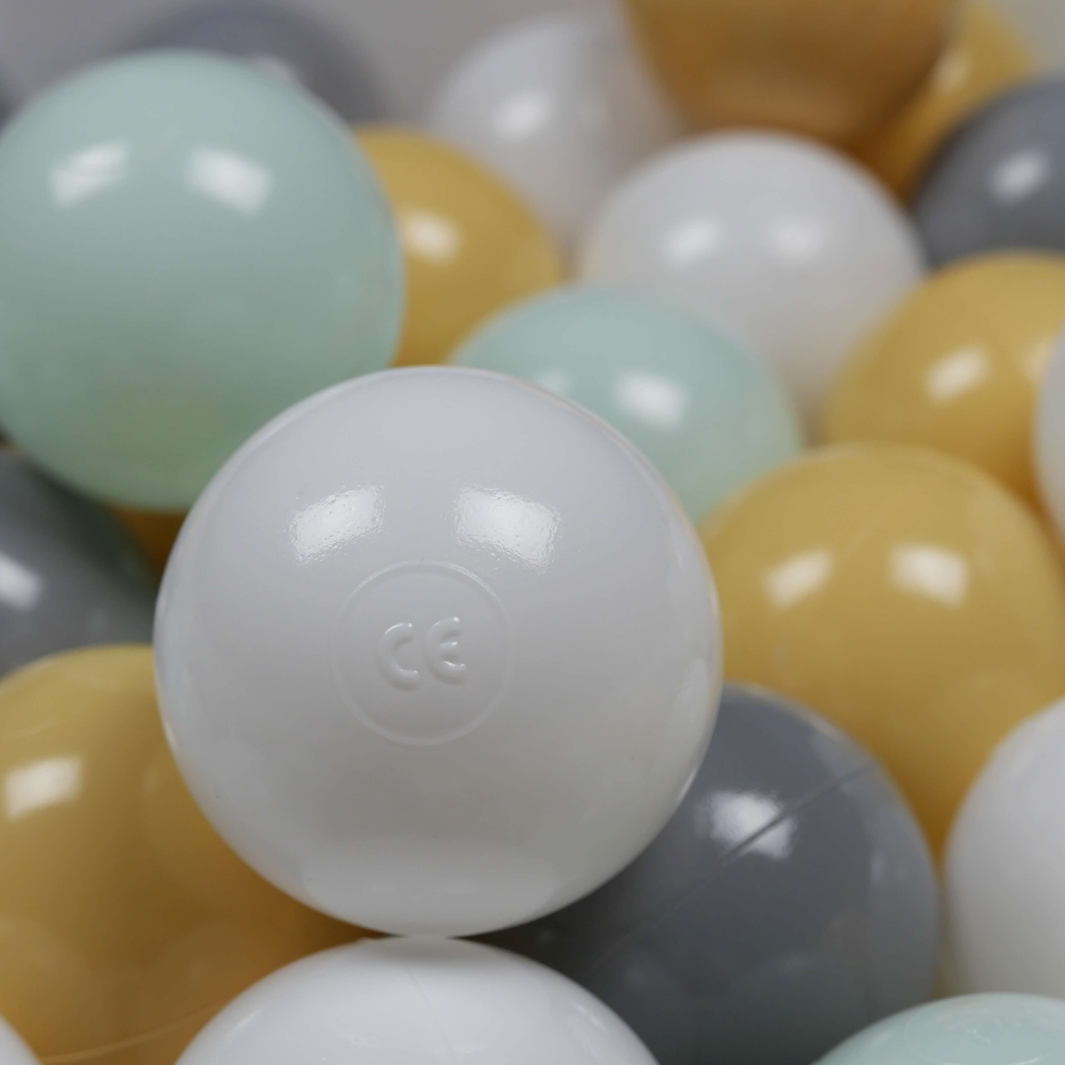 Play balls ø7cm 50 pieces white, light mint, gray, beige