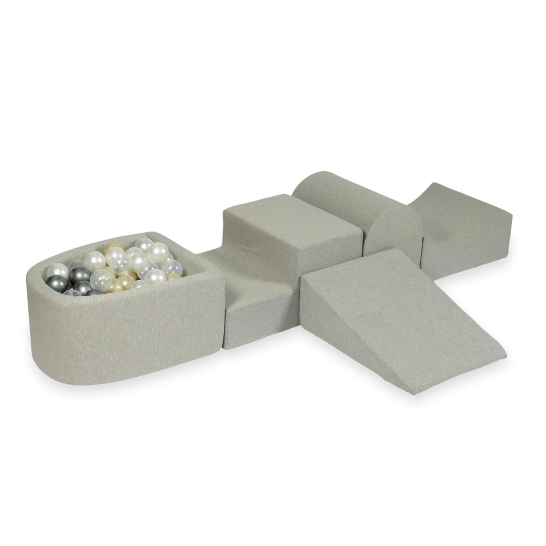 Foam play area with hill and micro light gray pool + 100 balls