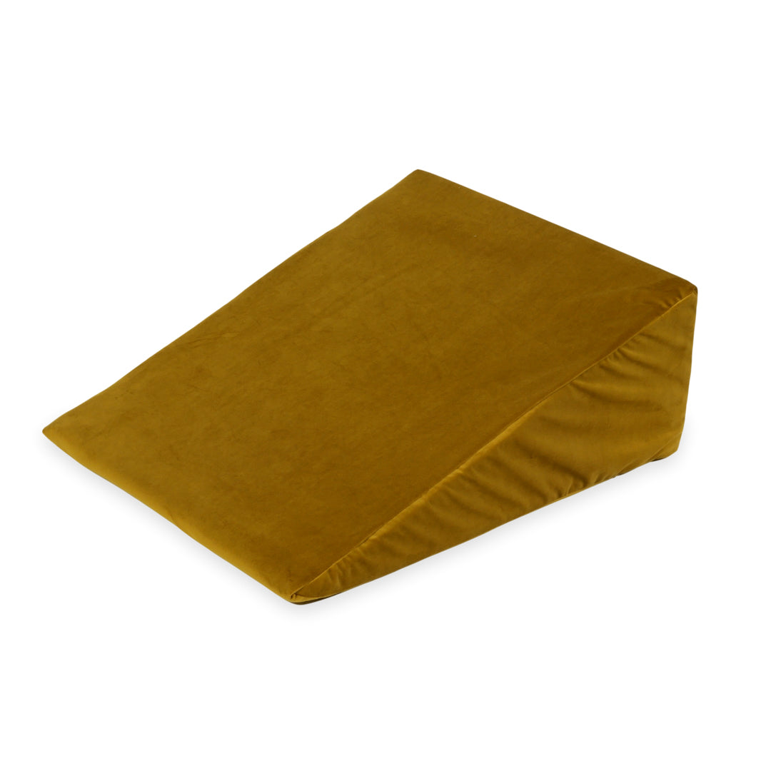 Foam wedge for velvet Playground