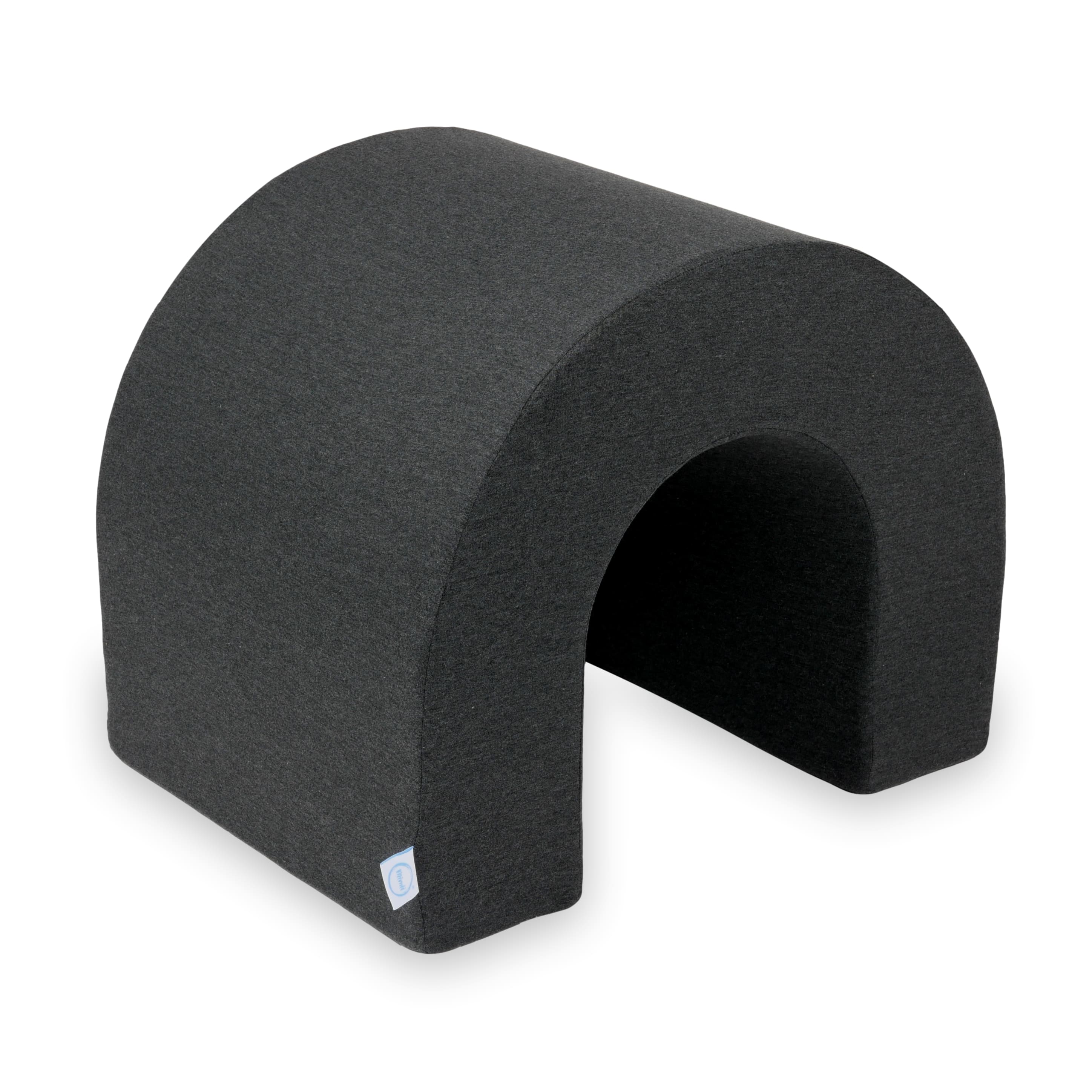 Foam tunnel for jersey playground