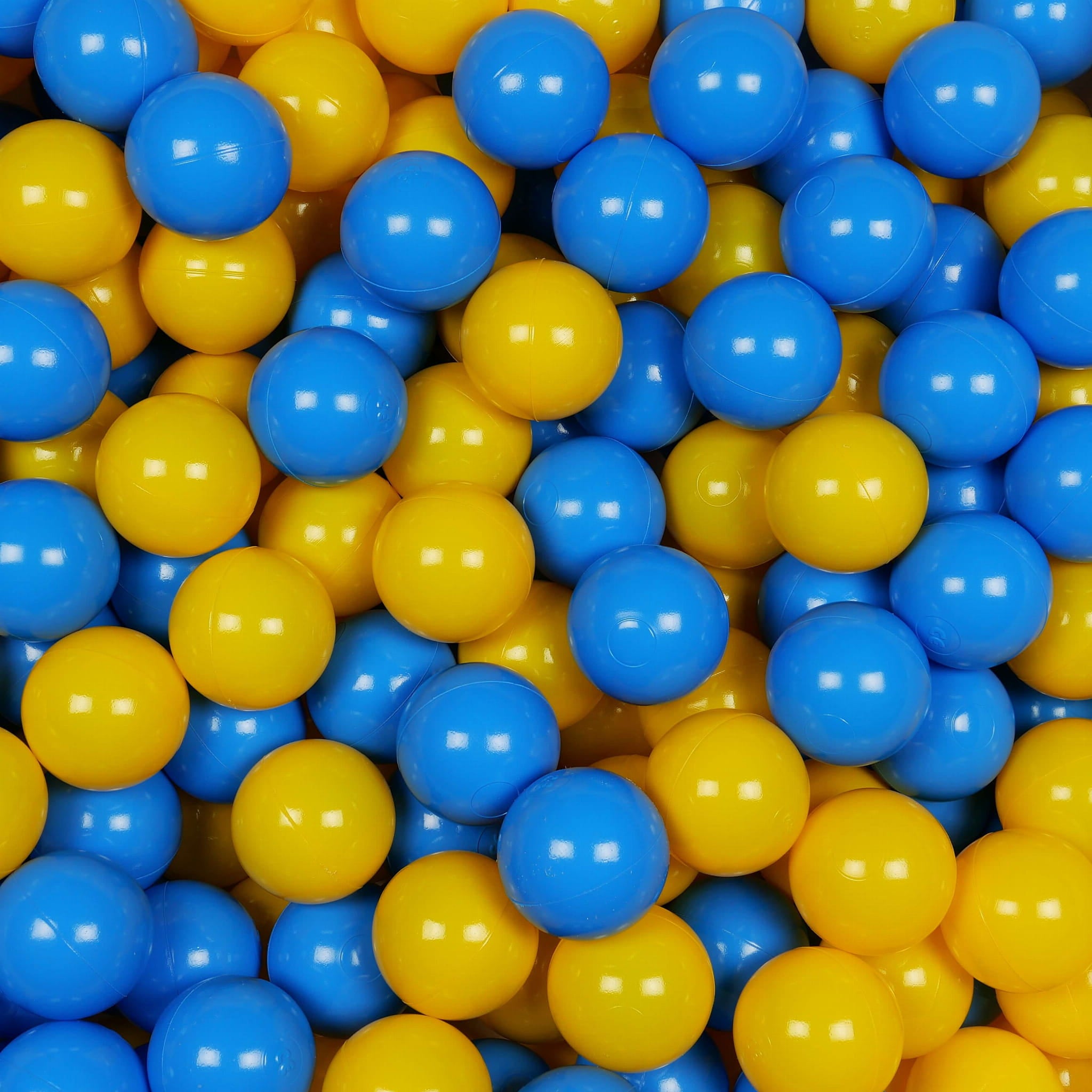 200 Spielbälle mit 7 cm Durchmesser, gelb und blau