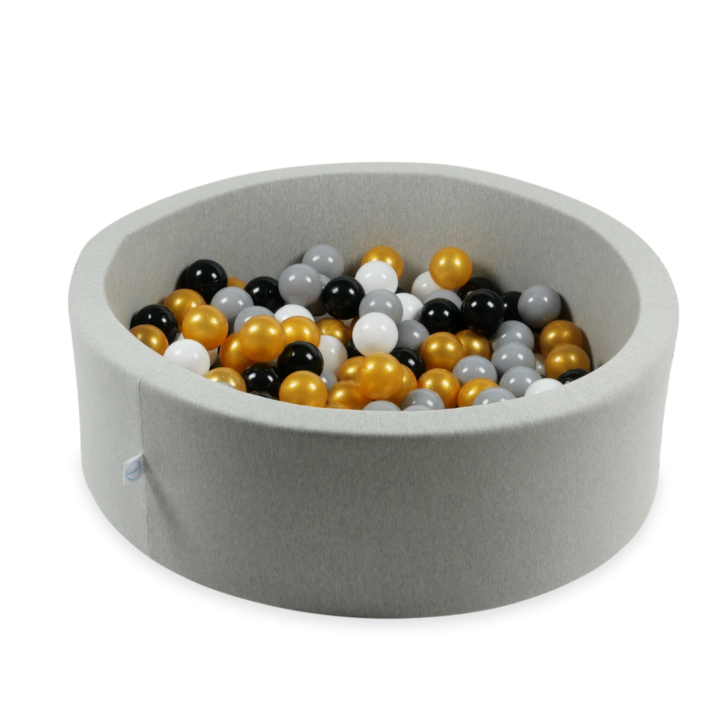 400 Spielbälle mit 7 cm Durchmesser in Weiß, Grau, Schwarz und Gold
